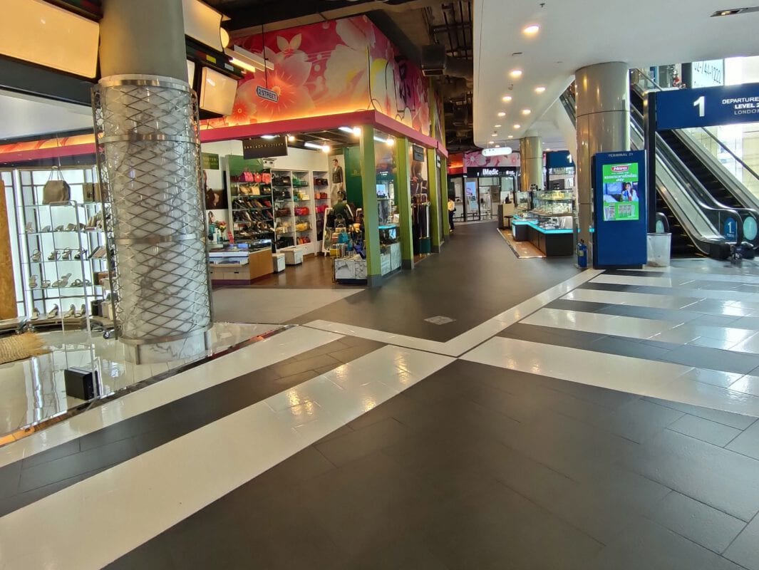 Terminal-21-Asoke-Store-2-1065x800