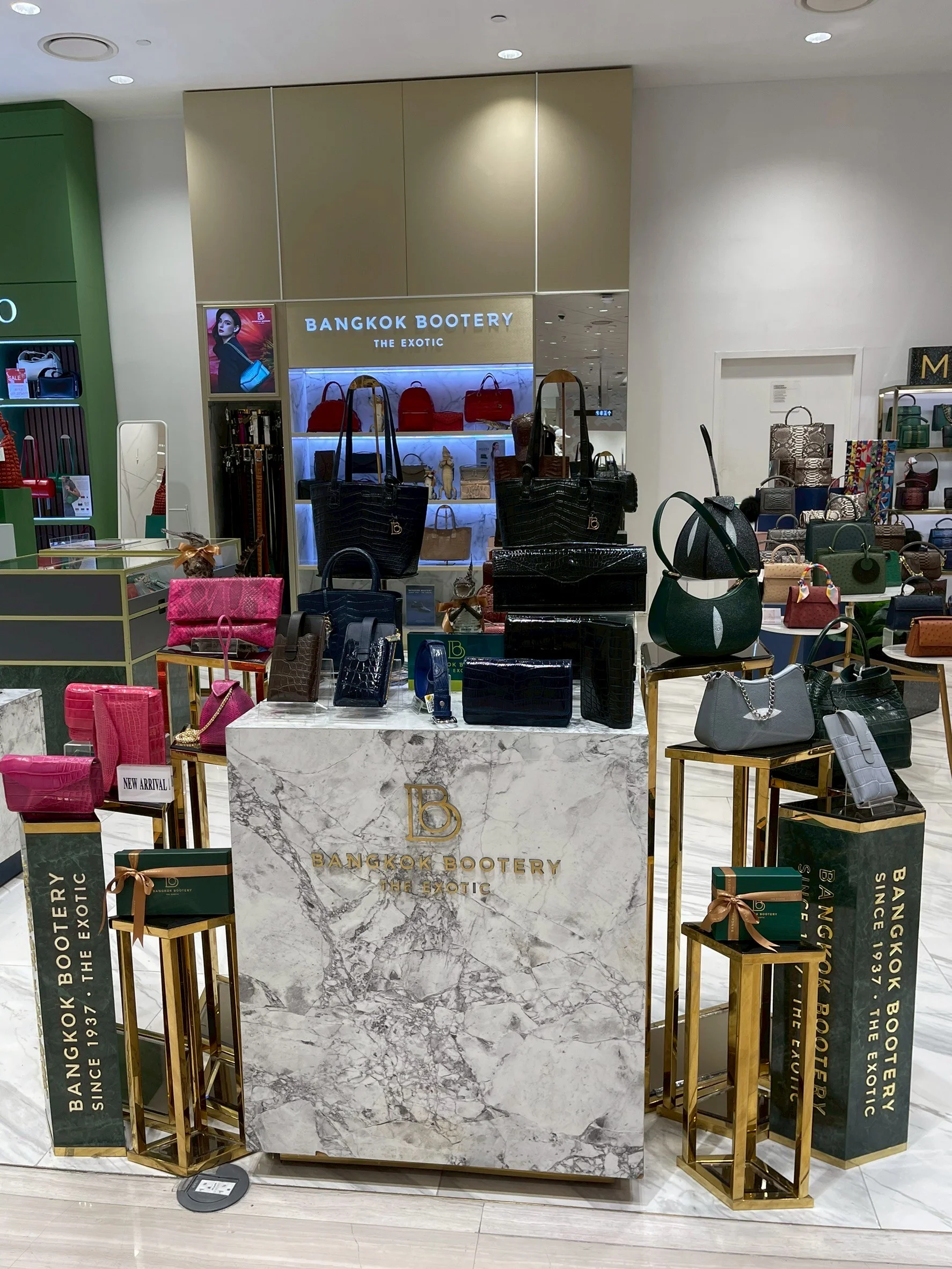 LINE_ALBUM_Siam Takashimaya_250616_1