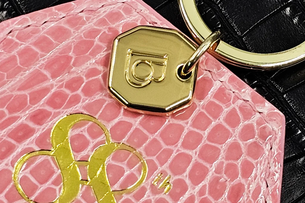 พวงกุญแจ กระจก 8 เหลี่ยม Bangkok Bootery